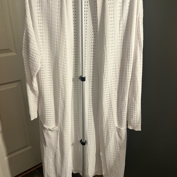 Lane Bryant White Knit Sweater - Picture 2 of 3